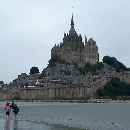 Avranches-baie Du Mont Saint Michel - Normandie Pansiyon *